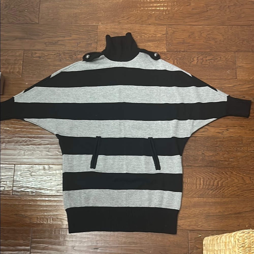Tory Burch 100% wool tunic Black and Gray Striped tunic Sweater
